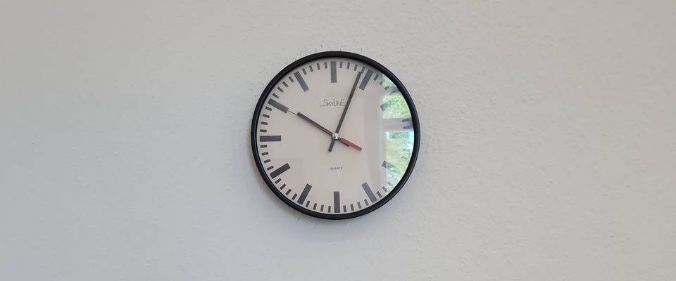 Uhr